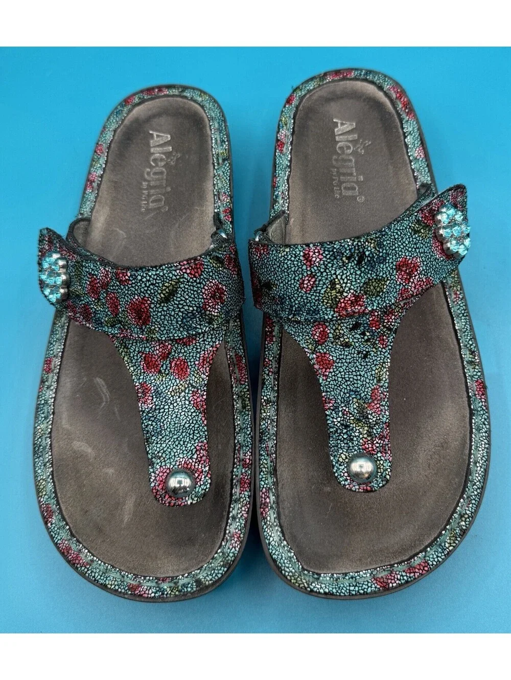 Alegria Carina Blue Floral Print Sandals Leather Embossed Buckle Accent 10 GUC